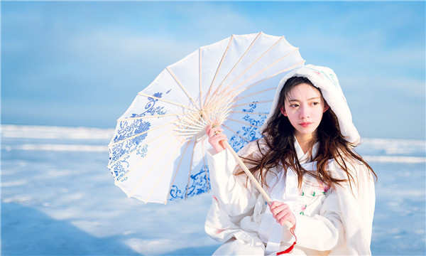 马尔康试管代怀生子多少钱一个？助孕之路的费用分析与方案选择